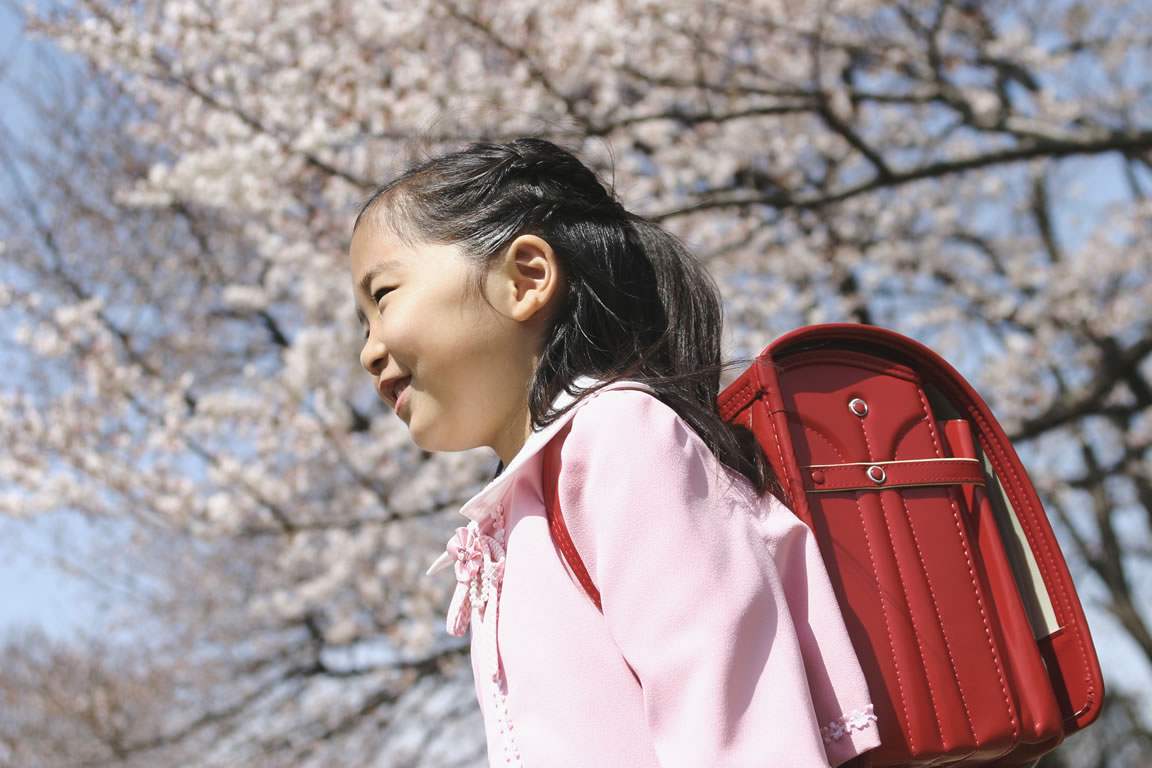 入学祝いに孫に贈りたかった赤いランドセル さとうガラス工房