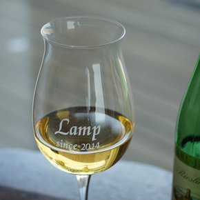 結婚記念日のお祝いに 結婚記念日を刻印できる10選 さとうガラス工房